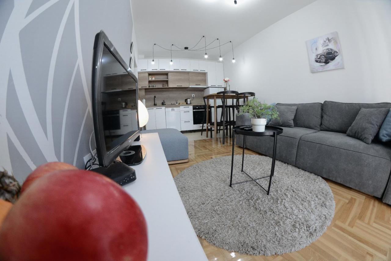Apartment Dobraya Grey Нови-Сад Экстерьер фото